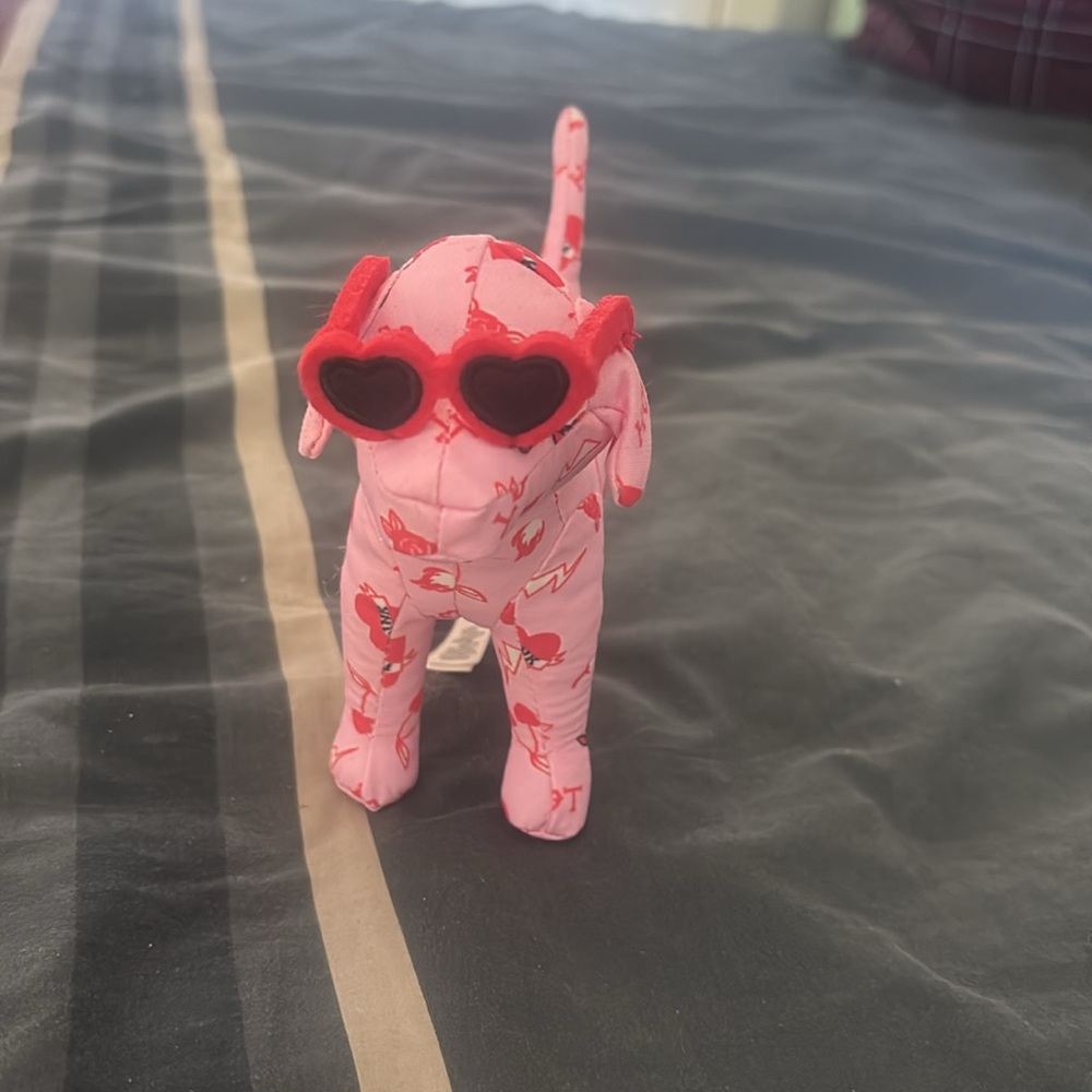 Victoria’s Secret PINK Valentine’s Day Dog NWOT